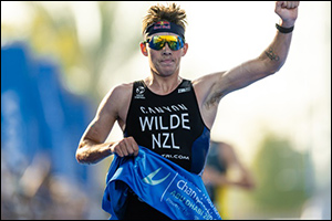 Hayden wilde and lisa tertsch win world triathlon championship series abu dhabi