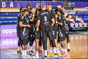 10-games unbeaten: dubai basketball returns home with a new record