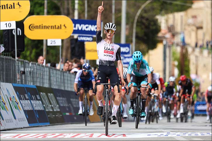 Alessandro Covi wins opening stage of Il Giro d'Abruzzo