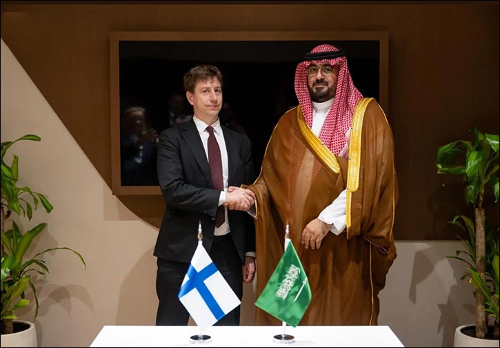 Economy Minister Meets with Finnish Minister of Economic Affairs