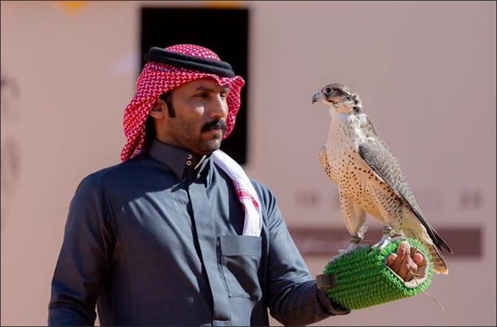 King Abdulaziz Falconry Festival 2025 Launches King Abdulaziz Cup Heats in Milwah Race