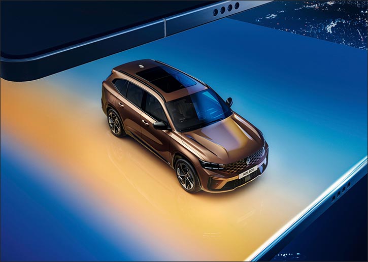 Drive home a Renault Koleos from just AED 1,555/month