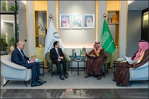 Industry Minister Holds High-Level Bilateral Meetings Ahead of Future Minerals Forum