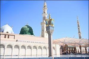 Prophet's Mosque Enhances Visitor Experience with 250 Retractable Umbrellas