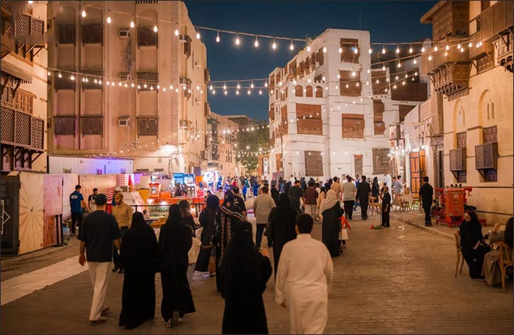 Historic Jeddah Comes Alive with Timeless Tradition, Festivities Ahead of Eid