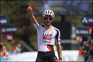 Adam Yates takes first win of the season on stage 4 of O Gran Camiño