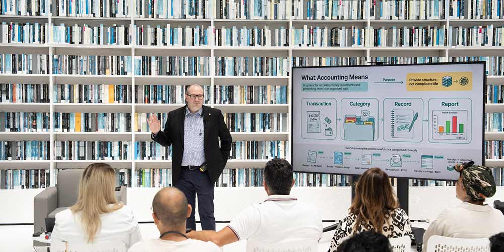 Mohammed Bin Rashid Library Organises Sessions to Promote Financial Literacy Among Community Members