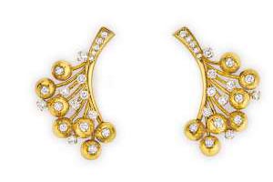 Van Cleef & Arpels presents the Gold Beads by Van Cleef & Arpels Patrimony Exhibition