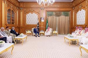 HRH the Crown Prince Meets with Prime Minister of Pakistan