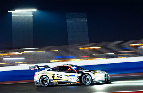 Successful racing debut: New BMW M4 GT3 EVO triumphs at the 24H Dubai.