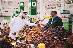 Waterfront Market Brings Freshness & Flavour This Ramadan – Free Dates with Every Purchase!