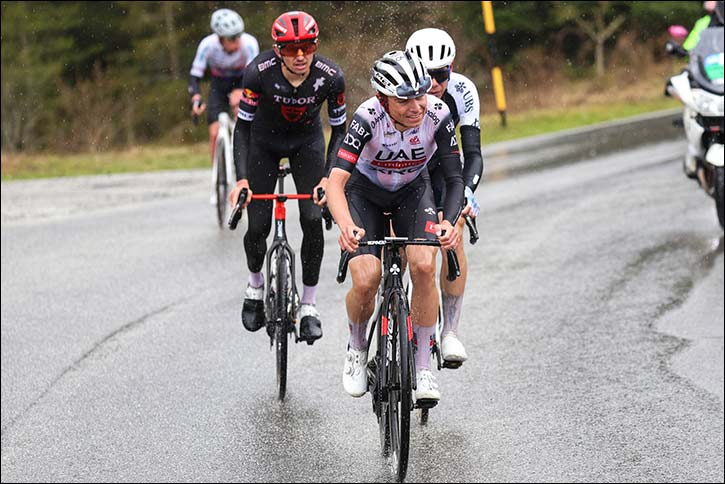 Pablo Torres moves up to third on Giro d'Abruzzo Queen stage