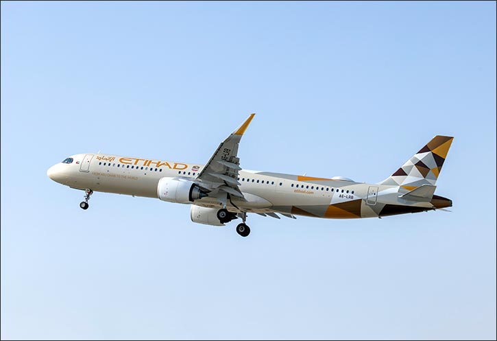 Etihad Airways Reaches Landmark Milestone with 300 Daily Passenger Flights