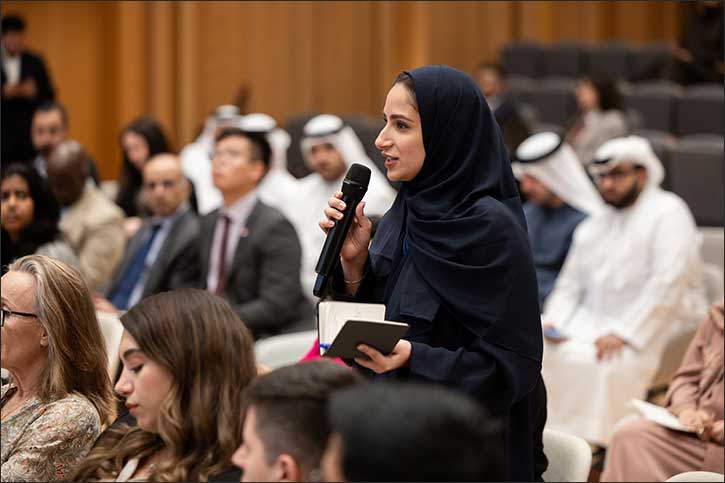 The session saw a large turnout and wide participation from the attendees. Abrahamic Family House Center and Anwar Gargash Diplomatic Academy Discuss the Role of Interfaith Diplom