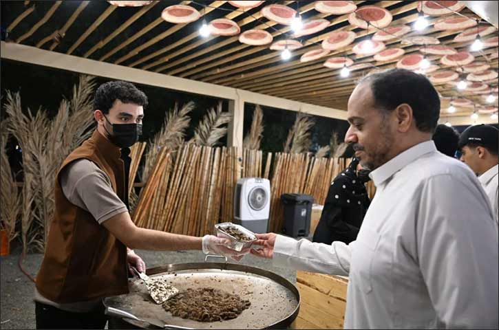 Ramadan Street Stalls in Makkah: a Seasonal Scene Reviving Collective Memory