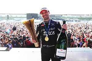 Evans conquers berlin to take round 8 formula e victory