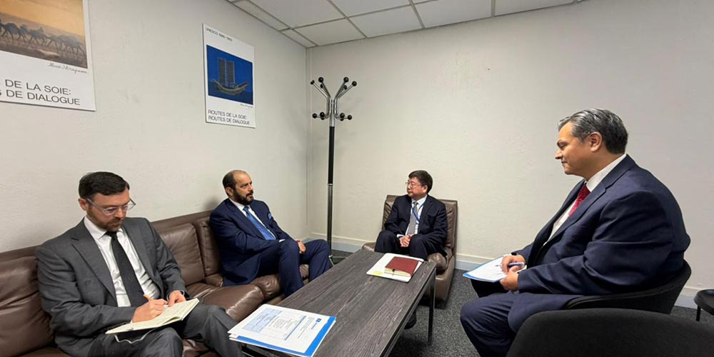 Hamdan Bin Rashid Al Maktoum Foundation and UNESCO Discuss Strengthening International Partnership in Teacher Development