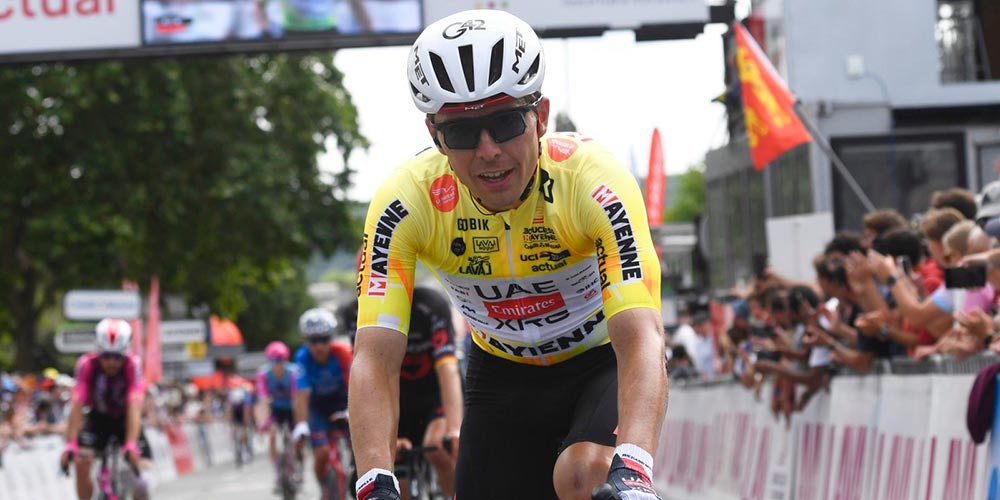 Benoît Cosnefroy seals overall victory at the Boucles de la Mayenne
