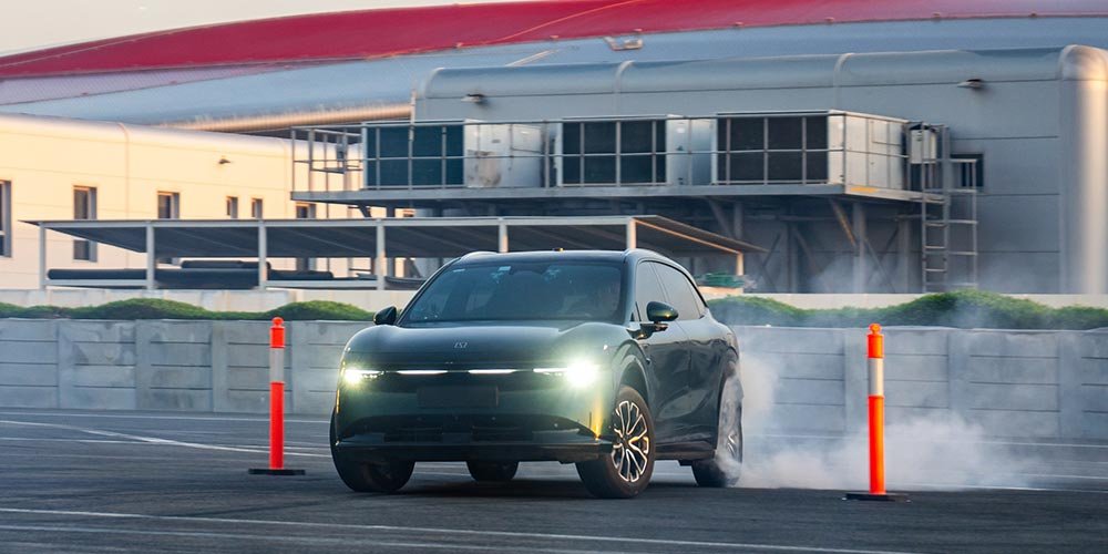 Blue Lake Motors Celebrates Zeekr 7X's Guinness World Records™ Title as the Brand Marks Five Years of Innovation