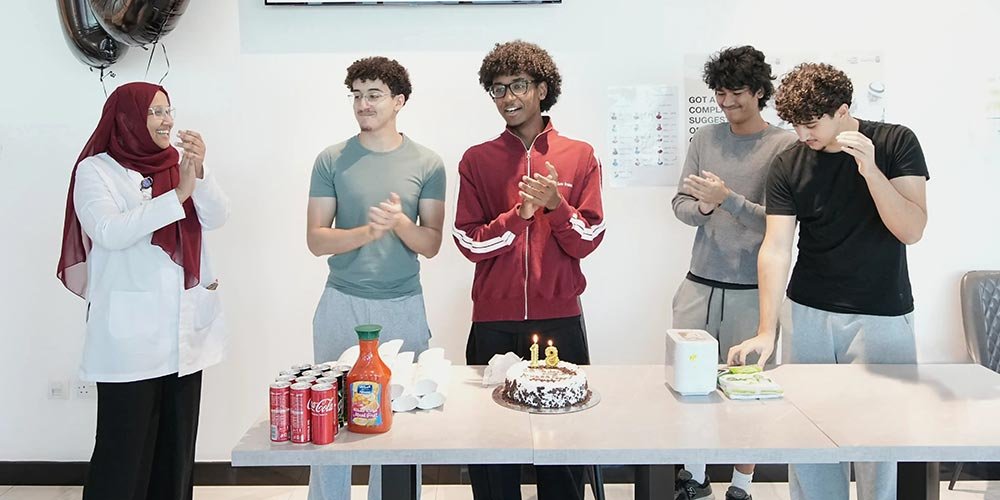 SEHA Encourages Young Adults to make their First Blood Donation