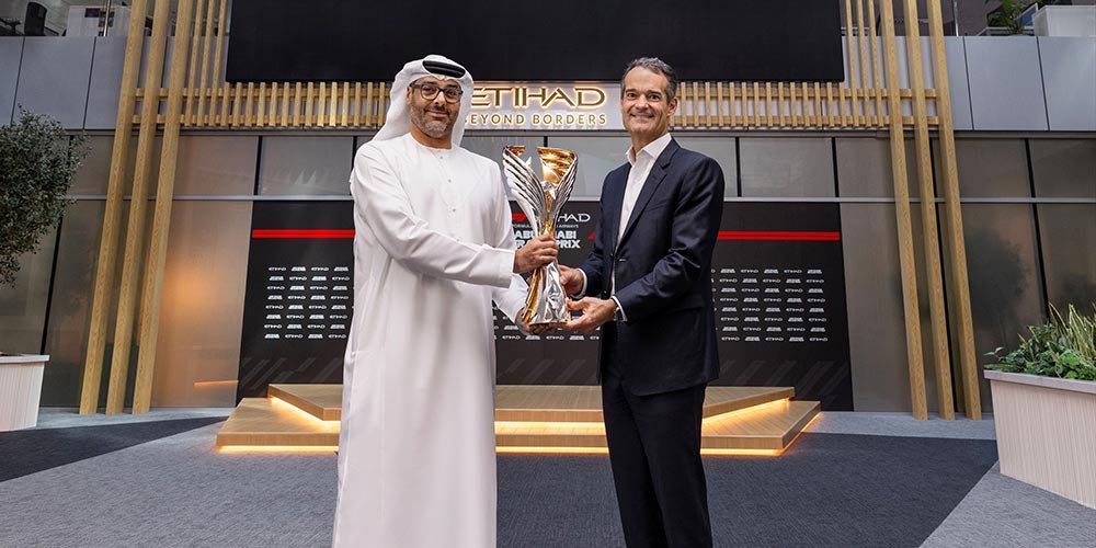 Abu Dhabi Grand Prix trophy touches down at Etihad Airways ahead of F1 season finale